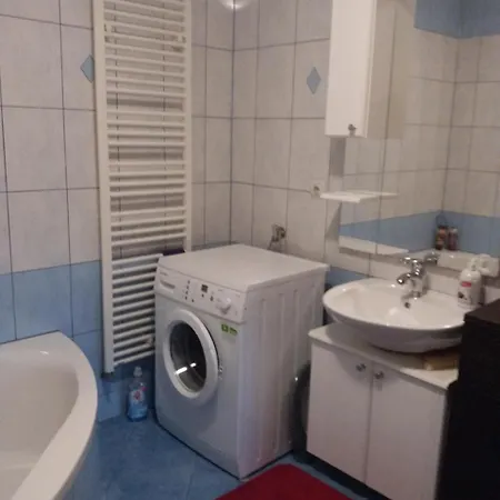 Kuca Za Odmor Sarcevic 아파트 Prozor